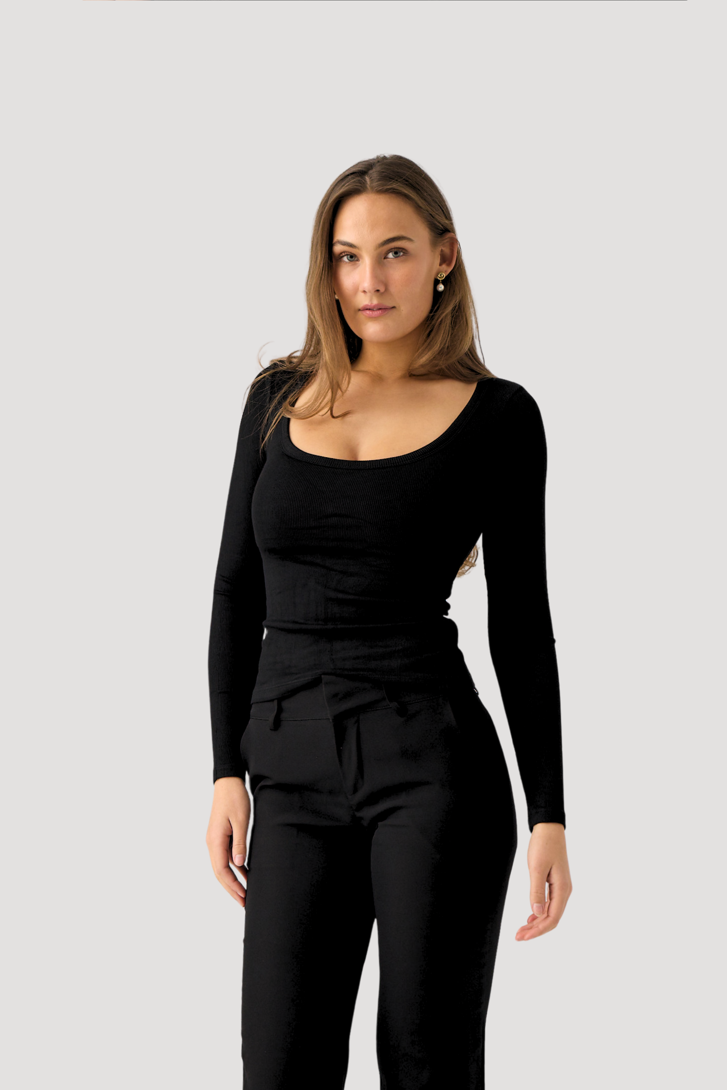 RIBBED SCOOP LONG SLEEVE 